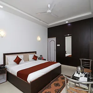 Oyo 11526 Apollo Hotel Agra (Uttar Pradesh)